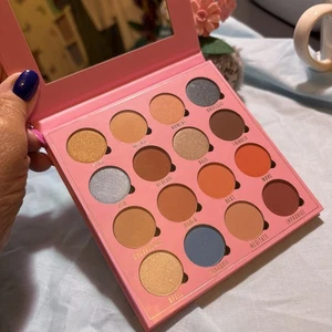 Revolution eyeshadow palette "ALL WE HAVE IS NOW" NEW Sealed Makeup Obsession - Picture 1 of 4