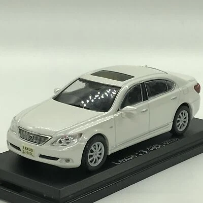 Mini Car Lexus LS 460L 2008 White 1/43 Scale Box Display Diecast Vol 156 - Image 1 of 4