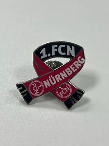 1. FC Nürnberg Logo Pin Enchufe Bufanda Insignia Fútbol H: 30 * B: 26 mm - Imagen 1 de 2