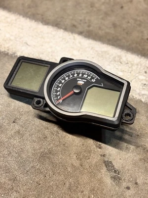 Odómetro digital KTM 1090 1190 1290 Foto 1 de 3