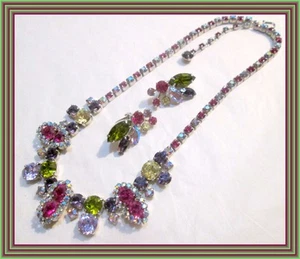 Sherman FRUIT SALAD COLORS - MULTI COLOR PENDANT CLUSTER MOTIF NECKLACE SET NR - Picture 1 of 5