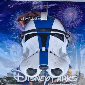 2025 Disney Parks Star Wars Salvato Clone Trooper Popcorn Secchio CONFEZIONATO IN BOLLE - Foto 1 di 5