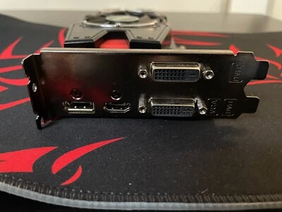 ASUS NVIDIA GeForce GTX 760 (192BIT-3GD5-DP) 3GB - USADO Foto 1 de 3