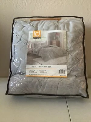 Intelligent Design Gray Frayed Coverlet Bedding Set Full/Queen - Image 1 of 2