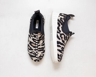 Zapatillas deportivas para mujer MIU MIU con logotipo para correr talla: EU:37/US:7 Foto 1 de 4