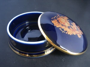 Vintage Limoges France hand made lidded trinket / jewellery box - Bild 1 von 9