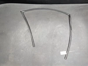 Front Right Door Window Glass Run Channel 2018 Nissan Pathfinder 2013 2014- 2020 - Picture 1 of 16