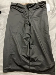 Spanx by Sara Blakely Half Slip Shapewear Skirt Black Womens M - Picture 1 of 2