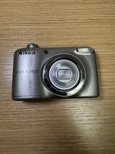 📸 NIKON COOLPIX A10 16.1MP Digital Camera 5X Wide Optical Zoom Silver READ DESC - Picture 1 of 7