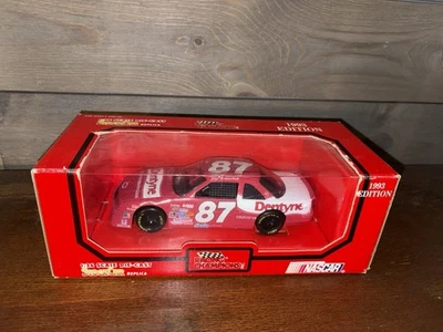 NASCAR RACING CHAMPIONS 1993 JOE NEMECHEK #87 Dentyne chevy escala 1/24 envío gratuito Foto 1 de 3