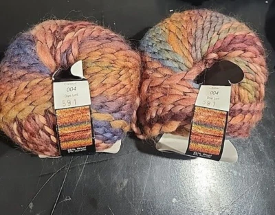 Tahki YARN TAOS 95% WOOL 5% ACRYLIC  ITALY 50 GRAM color 004 LOT 591 BY THE BALL - Image 1 of 4