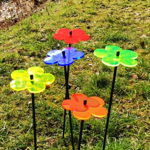 SunCatcher Garden Decor Ornament 5x Medium Glowing Blossom Stakes Gardeners Gift - Picture 1 of 11