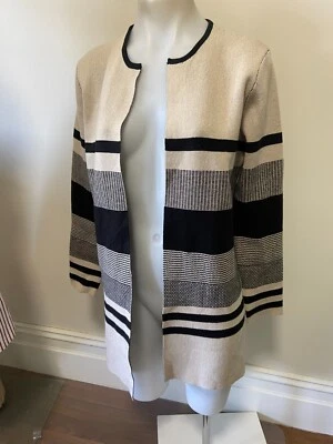 XS Maggie T Cardigan  *BUY FIVE + ITEMS = FREE POST - image 1 of 4