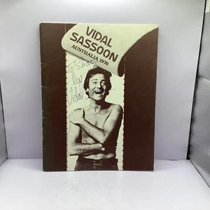 Vintage Signed Vidal Sassoon 1976 Australian Visit Booklet (No CoA) (B2) S#593 - Bild 1 von 11