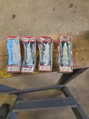 CHAMPION UP-77V NOS SET OF 4 PLUGS RARE OMC ENVINRUDE ROTARY 35 45 WANKEL  - Image 1 of 3