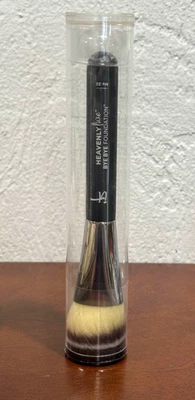 IT Cosmetics Heavenly Luxe Bye Bye Foundation Brush No.22 - Sealed - Image 1 of 2