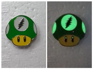Enamel Pin: Grateful Dead x Super Mario - Steal Your Power Up - Green / Glow - Picture 1 of 5