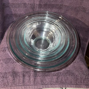 4 VTG Pyrex Clear Glass Aqua Blue Mixing Nesting Bowl 322, 323, 325 , 326. EUC - Picture 1 of 5