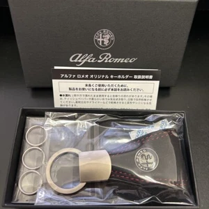 Alfa Romeo Novelty Black Cowhide Leather Red stitching Stainless Key Ring wz/Box - Afbeelding 1 van 5