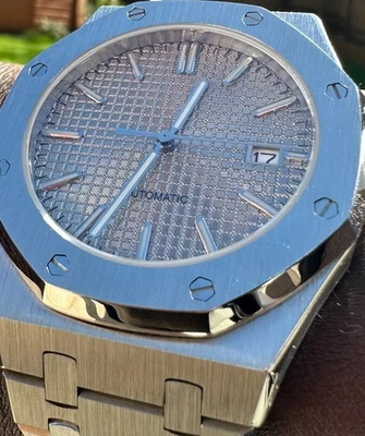 Royal O Style Watch,NH35 , Automatic mechanical movement , grey dial, brand new - Image 1 of 4