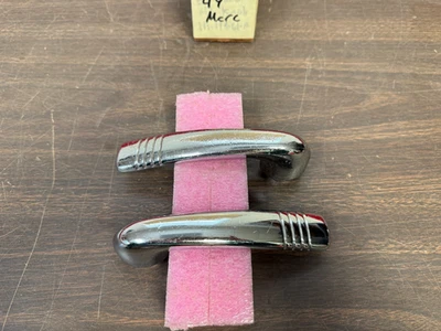 1949 MERCURY INTERIOR DOOR HANDLES PAIR 1125 - Image 1 of 4