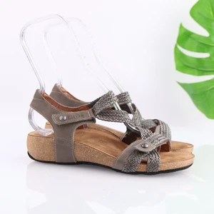 Taos Womens Universe Sandals Size 39 8 Gray Leather Adjustable Cross Straps Cork - Picture 1 of 16
