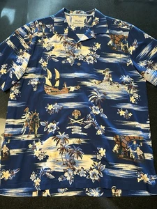 Disney Tommy Bahama Pirates of Caribbean Silk Hawaiian Shirt Medium Disneyland - Picture 1 of 19