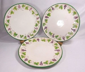 Juego de 3 platos Italia ensalada, pan, postre, vides pintadas a mano en relieve - Imagen 1 de 7