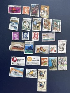 Australia 1970-1979 Mix 25 Plus 1 Block Stamps, 2 Mints,23 Used, Block CTO - Picture 1 of 12