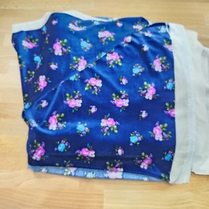 Vintage Retro Velvet Stretchy Floral knit Fabric by Runway Textile- 3 Yards - Foto 1 di 6