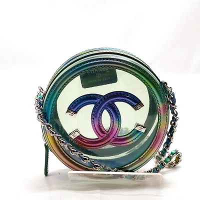 NO TARIFF Chanel Crossbody bag Green Vinyl 2282806 - Image 1 of 4