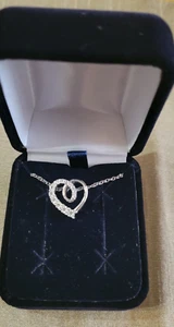 Vintage Platina Diamond Accent Heart Necklace Avon 2006 - Picture 1 of 5