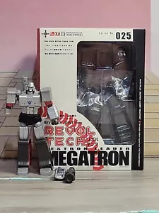 Kaiyodo Revoltech Yamaguchi Megatron 025 for parts HC - Picture 1 of 13