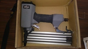 De Poan Nailer/Stapler AIR TACKER  - Picture 1 of 4