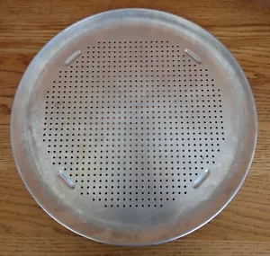 AIR BAKE Wearever Pizza Pan 15.75” Round Perforated Aluminum Vintage USA - Picture 1 of 6