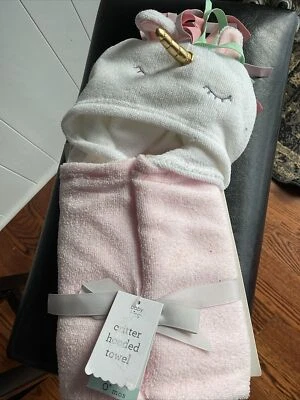 Baby Kiss Unicorn Hooded Towel - Image 1 of 3