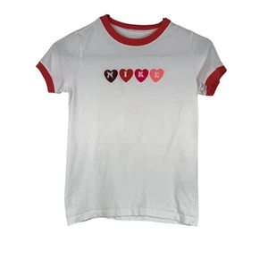 NIKE- GIRLS SMALL -WHITE SHORT SLEEVE HEARTS SHIRT - DC7724-100 90'S Y2K - Picture 1 of 7