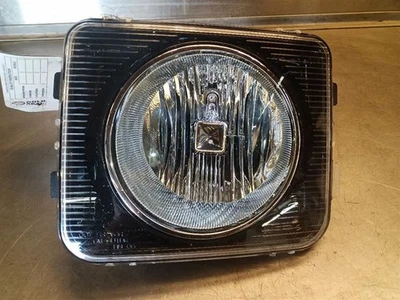 Driver Left Headlight from 2006 Hummer H3 9086034 - Image 1 of 4