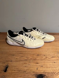 Nike Legend 10 Academy IC Fußballschuhe DV4341-700 Lemonade (Herren/Kinder 6,5) NEU - Bild 1 von 6