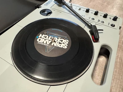 Reloop SPiN Portable Turntable System with Scratch Vinyl - Image 1 of 4