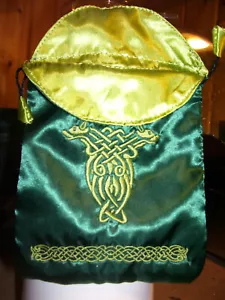 SEALED NEW! SATIN CELTIC TAROT CARD RUNE STONES OR TRINKET BAG 6" X 9" - Foto 1 di 1