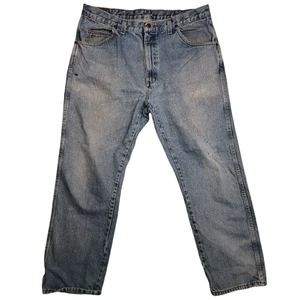 Wrangler Men’s Jeans Sz 38x29 Blue Regular Fit Straight Leg Medium Light Wash - Picture 1 of 8