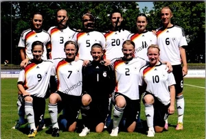 Autogramm DFB Damenmannschaft U16 /// Autogramm Autograph signiert signed 353681 - Picture 1 of 2