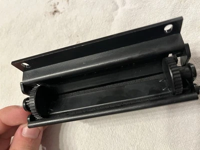 Volvo 740 760 940 Lower Drivers Air Vent OEM P# 3508635, 3527106, 3527107 - image 1 of 4