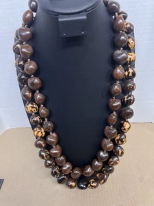 Collar de cuentas naturales Kukui Nut Lei marrón oscuro 2 hebras diferentes de cuentas - Imagen 1 de 9