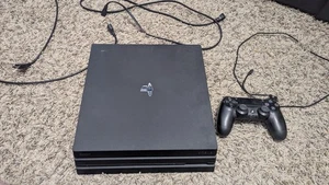 Sony PlayStation 4 Pro 1TB - Jet Black With Cords And Controller - Picture 1 of 10