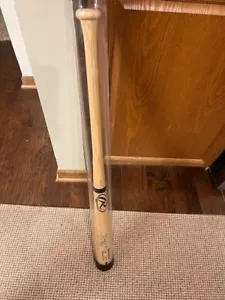 Yadier Molina ST Louis Cardinals Autographed Bat, Steiner COA, Older Signature - Picture 1 of 6