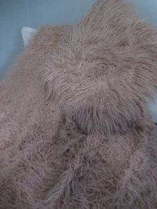 Pink Reversible Faux Fur Blanket Fluffy Bed Sofa Throw Long Shaggy & Pillow - Picture 1 of 5