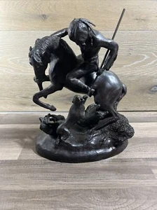 Russo Indianer Pferd Jäger kämpfen Bronze Skulptur Statue Büffel - Bild 1 von 7