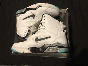 nike air command force spurs size 13